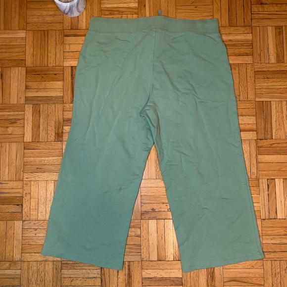Style & Co Sport Embroidered Cropped Sweatpants Green Teal Mint - Picture 6 of 7